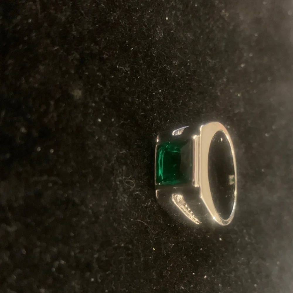 Silver Green Stone Ring